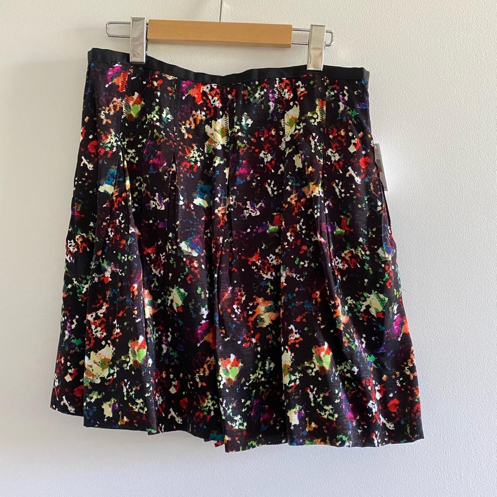 Gap swing skirt